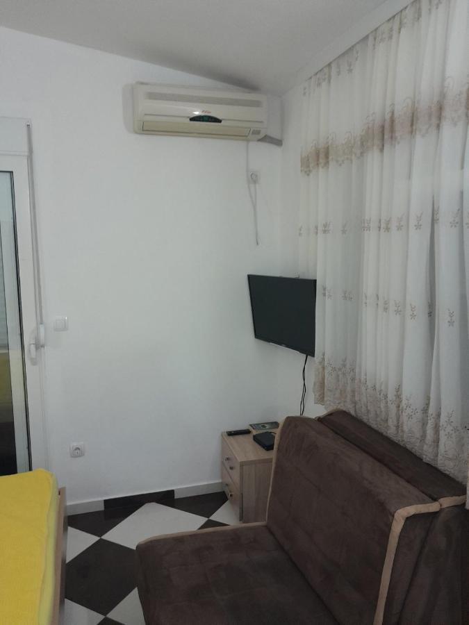 Apartments Neda ซูโตมอเร ภายนอก รูปภาพ